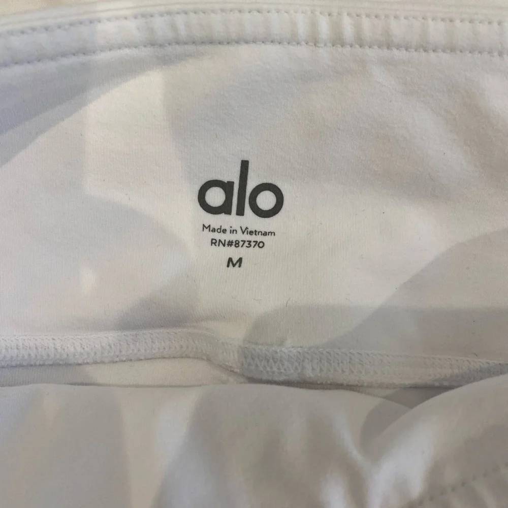 Alo Moto leggings  - size M - Picture 2 of 3